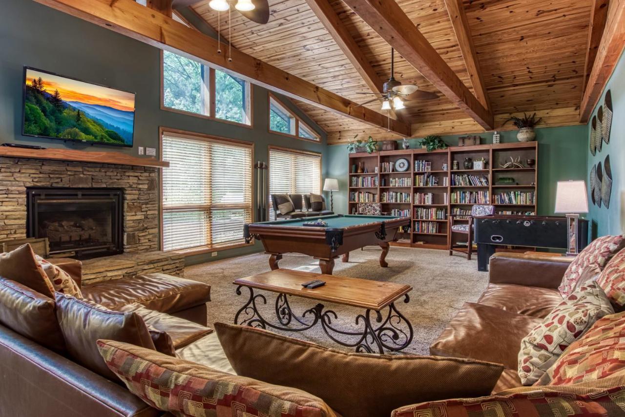 Mountain Lake Lodge, Hot Tub, Theater Room, 1089 Free Tickets Each Paid Day, Dollywood And More Сивиървил Екстериор снимка