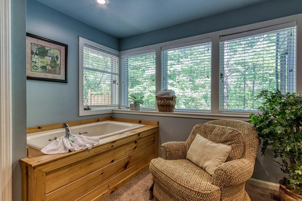Mountain Lake Lodge, Hot Tub, Theater Room, 1089 Free Tickets Each Paid Day, Dollywood And More Сивиървил Екстериор снимка
