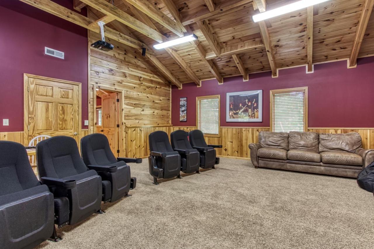 Mountain Lake Lodge, Hot Tub, Theater Room, 1089 Free Tickets Each Paid Day, Dollywood And More Сивиървил Екстериор снимка