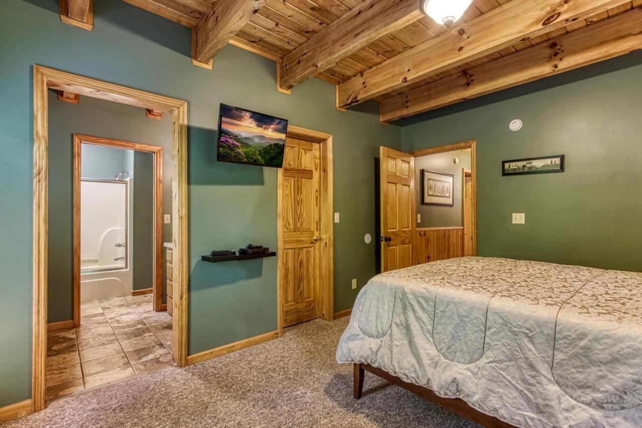 Mountain Lake Lodge, Hot Tub, Theater Room, 1089 Free Tickets Each Paid Day, Dollywood And More Сивиървил Екстериор снимка