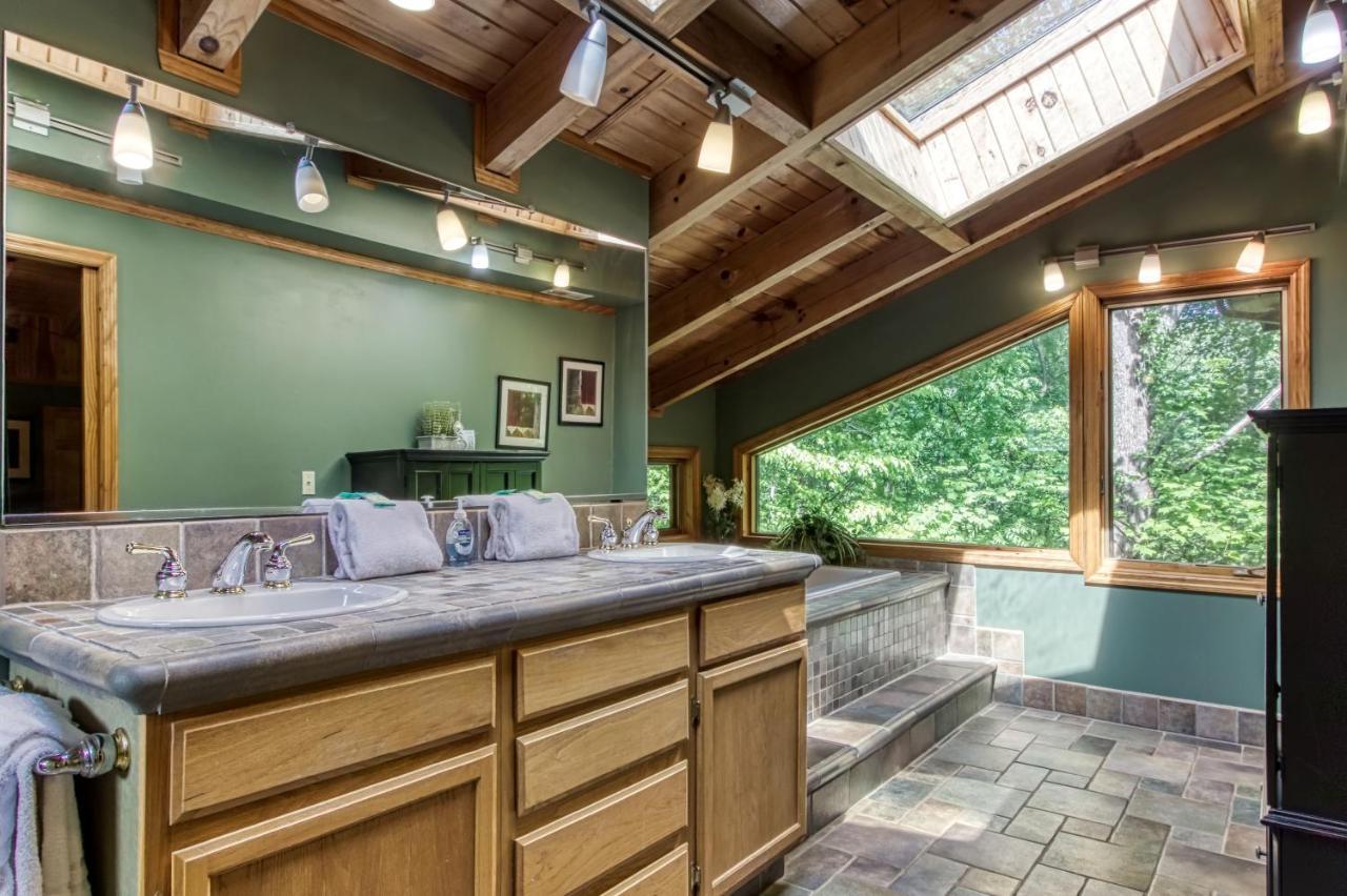 Mountain Lake Lodge, Hot Tub, Theater Room, 1089 Free Tickets Each Paid Day, Dollywood And More Сивиървил Екстериор снимка